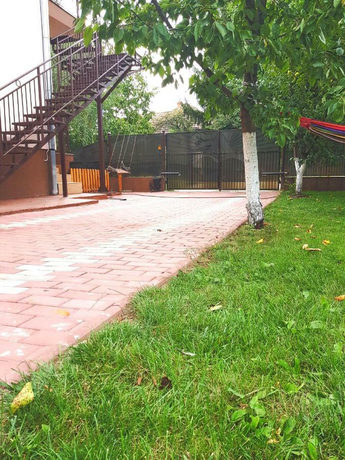 Apulum Gardens Hotel Alba Iulia Exterior foto